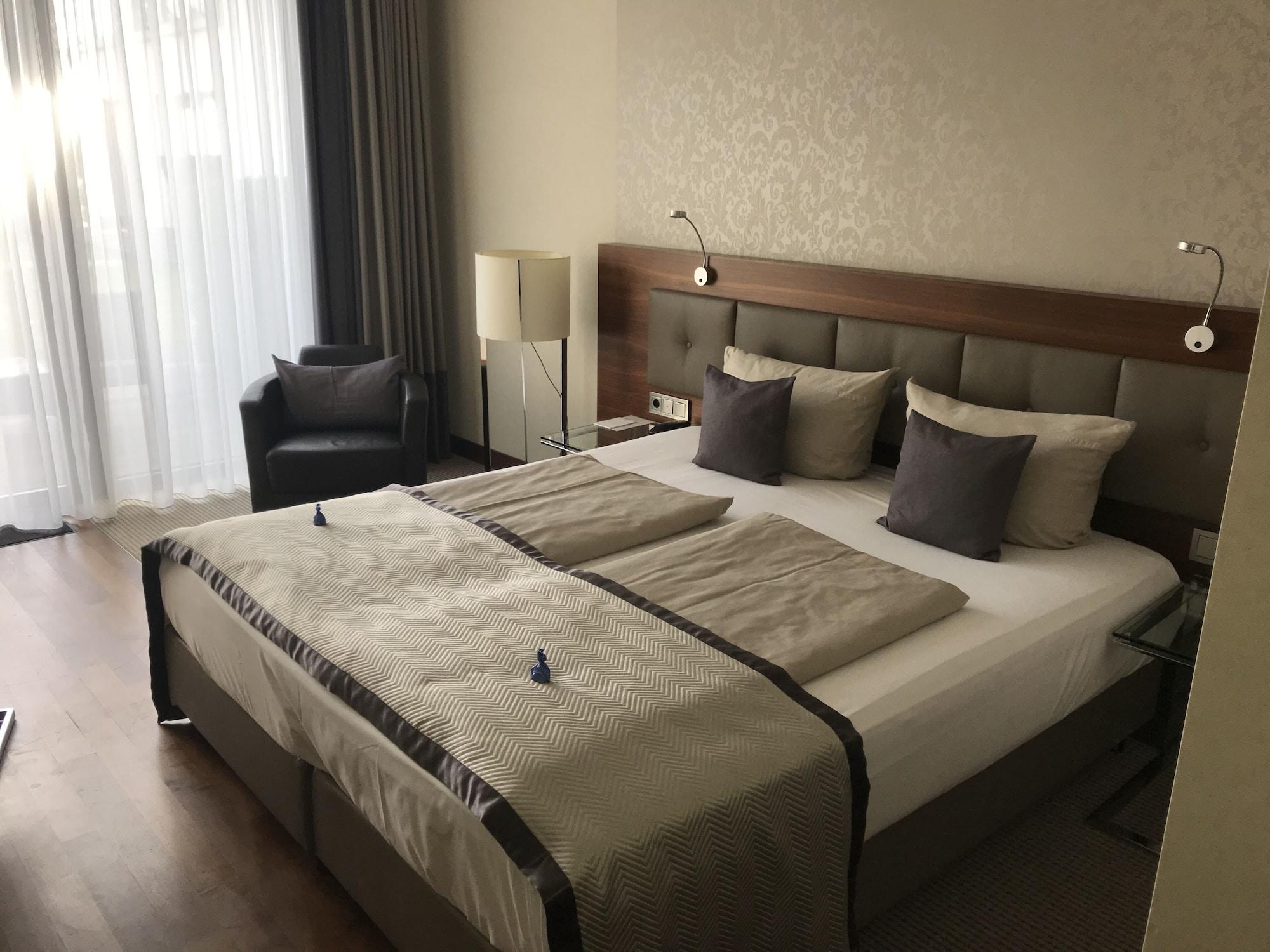 Schlosshotel Kassel Luaran gambar