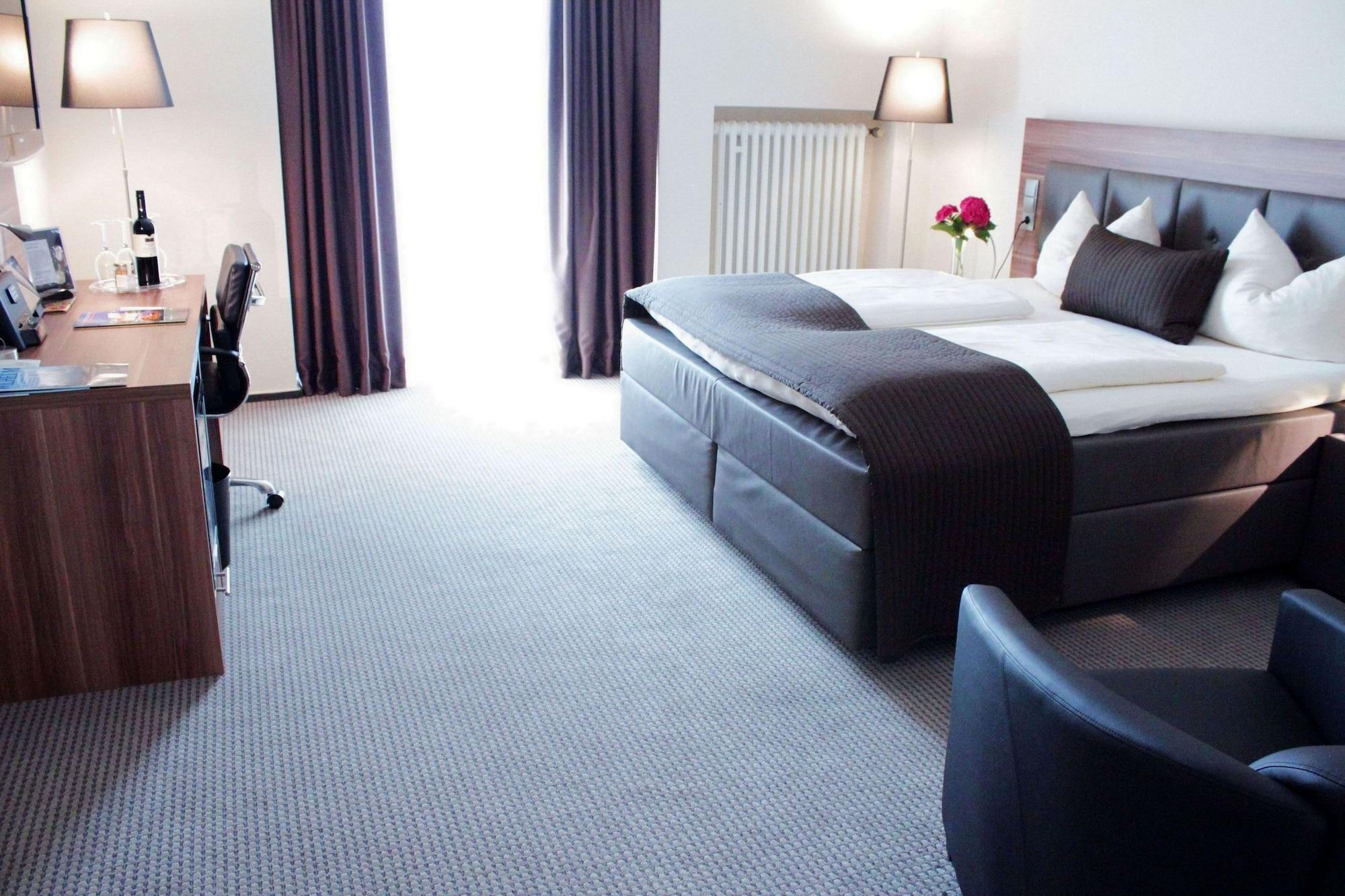 Schlosshotel Kassel Luaran gambar